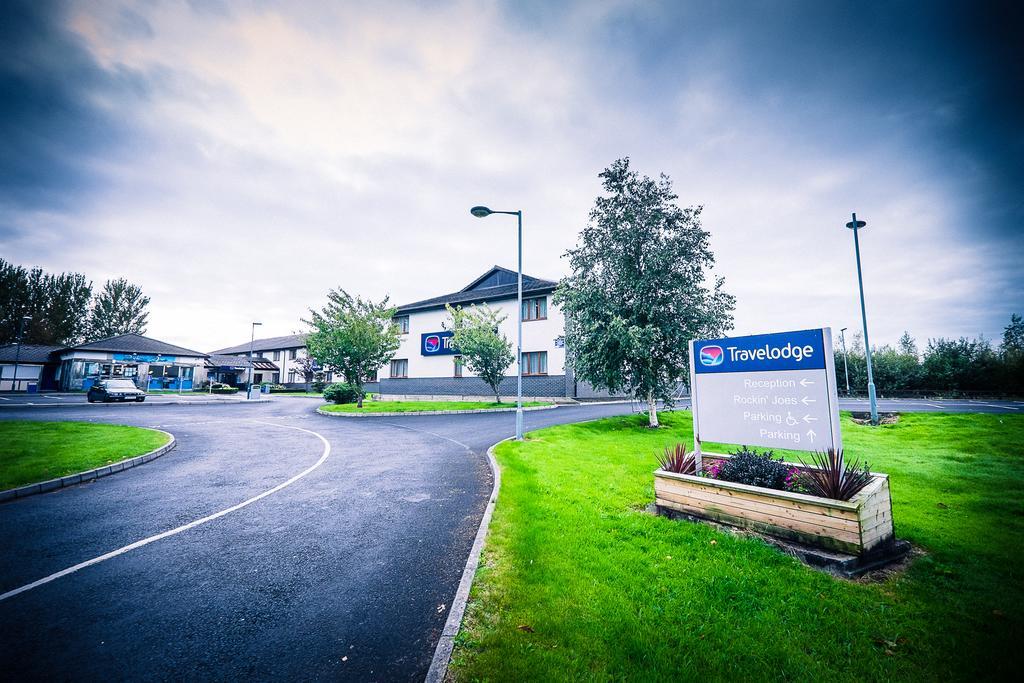 Travelodge Limerick Junction Exteriör bild